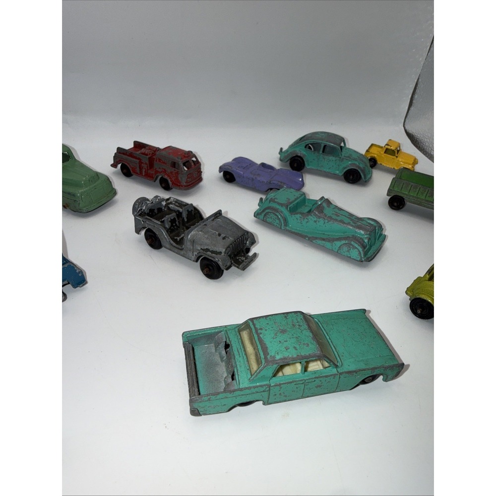 Vintage Metal Die Cast Toy Car Lot Of 14: Tootsie, Midgetoy, Lesney Matchbox - Picture 3 of 16